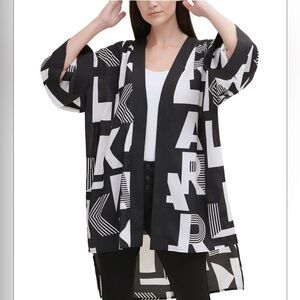 KARL LAGERFELD PARIS MOMOCHROME GEOMETRIC OPEN FRONT KIMONO SHRUG BLACK/WHITE OS
